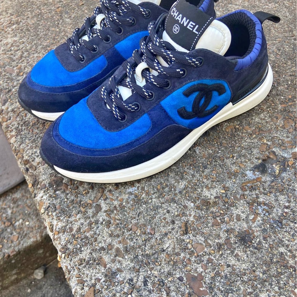 Chanel Lace Up Tie Flat Runner Trainers ‘CC Logo - Blue suede’